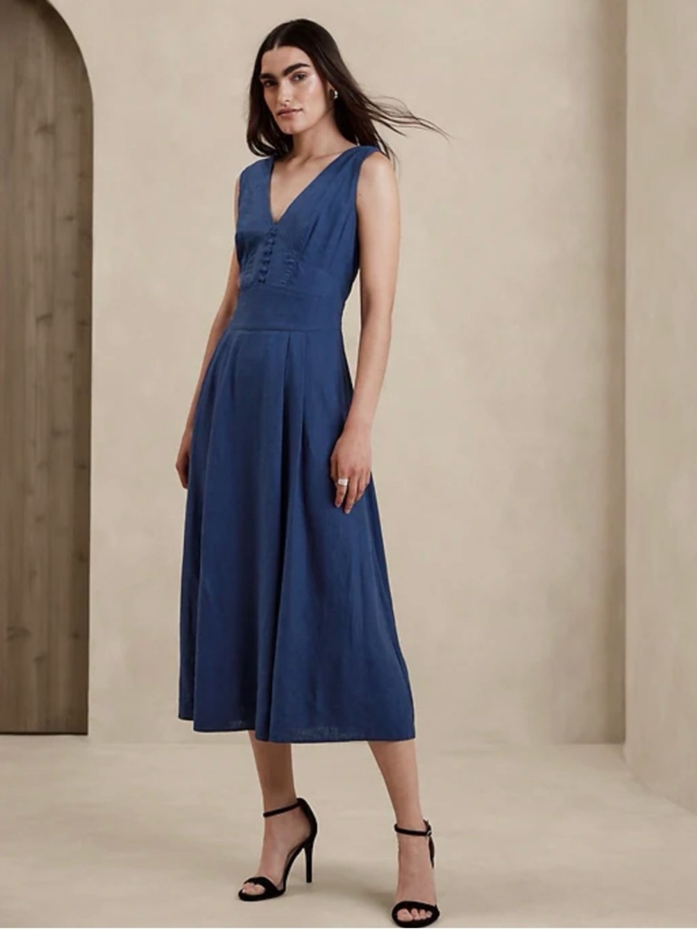 Banana Republic Linen Blend Maxi Dress Blue Laguna Size 6